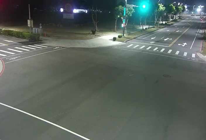 中科路/經貿五路(右側車流往環中路)