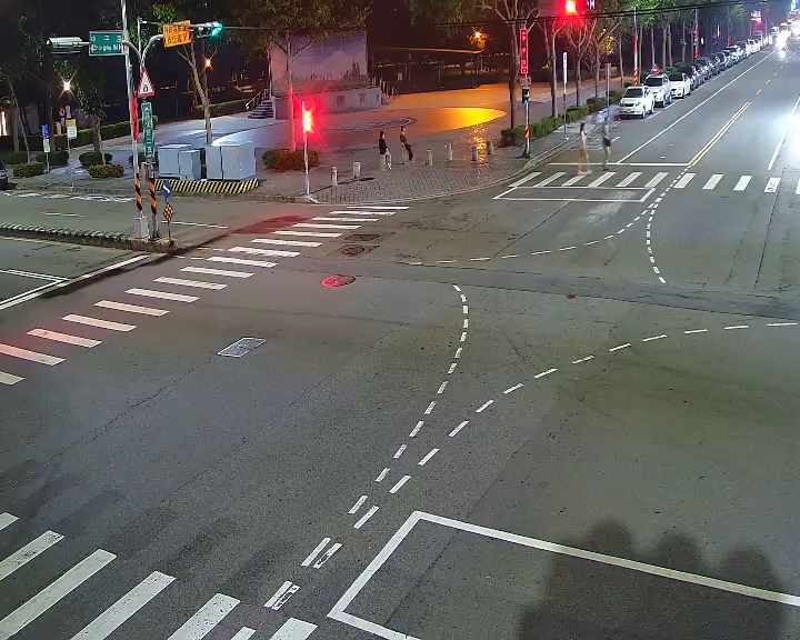 中平路/敦化路(右側車流往黎明路)