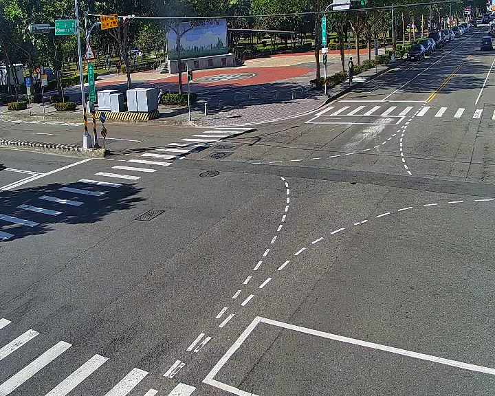 台中市北屯區中平路/敦化路(右側車流往黎明路)