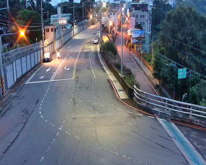 台中市道路 [26241]新社區東山路與中興嶺街一段 Dongshan Rd./Sec. 1, Zhongxingling St. 距離512公尺