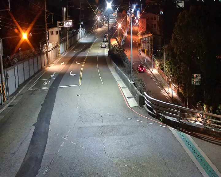 新社區東山路與中興嶺街一段