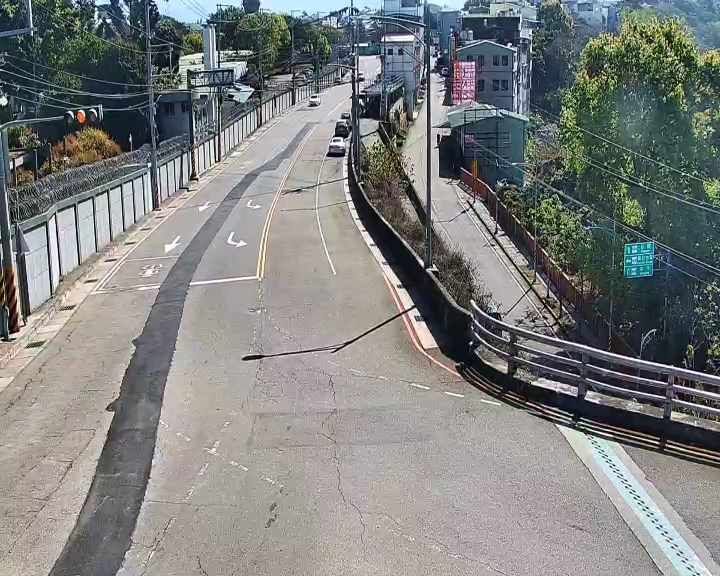 新社區東山路與中興嶺街一段