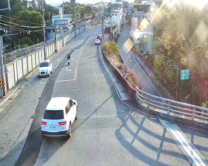 新社區東山路與中興嶺街一段