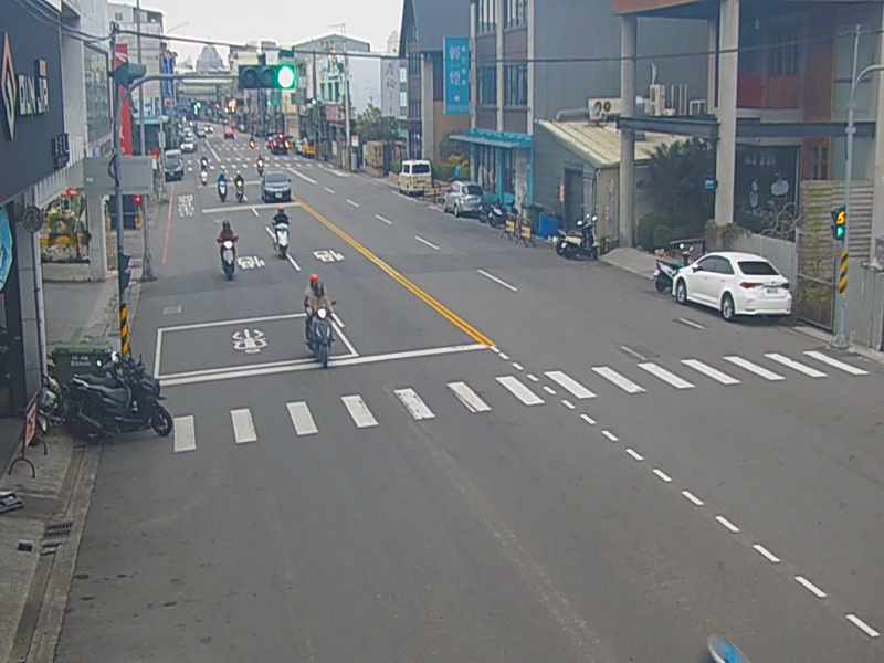 甘肅路/甘河路(右側車流往文心路)