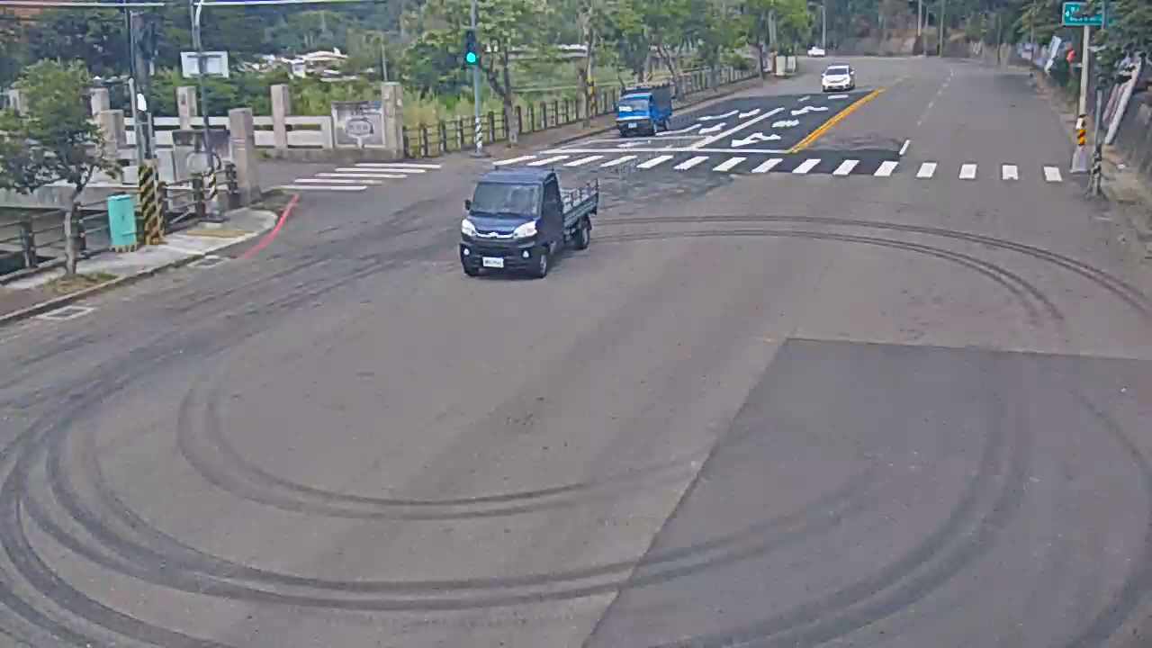 台中市道路 [06133]東山路/民德橋(右側車流往大坑圓環),Dongshan Rd/Minde Bridge (Right side Traffic flow to Dakeng) 距離2.1公里