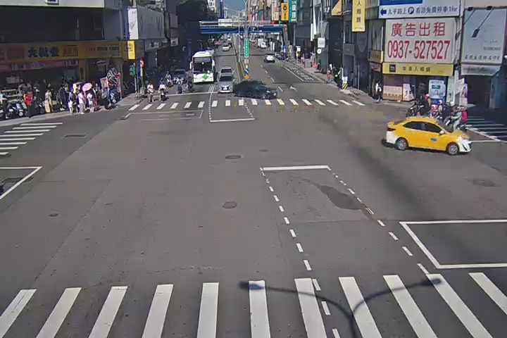 台中市北區三民路/太平路(往五權路方向)