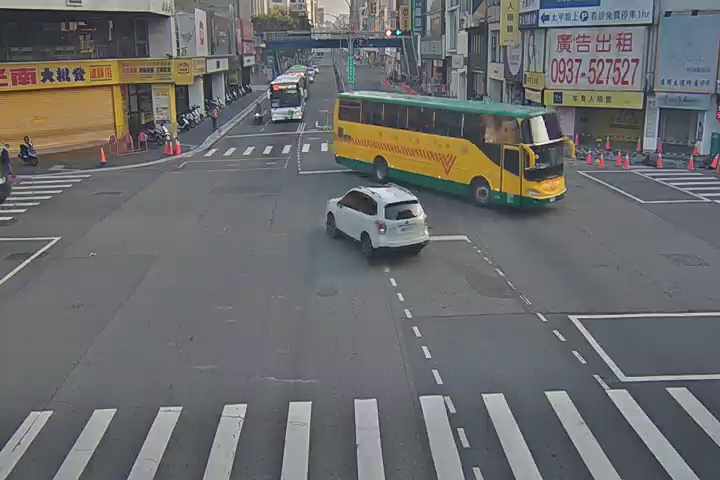 三民路/太平路(往五權路方向)