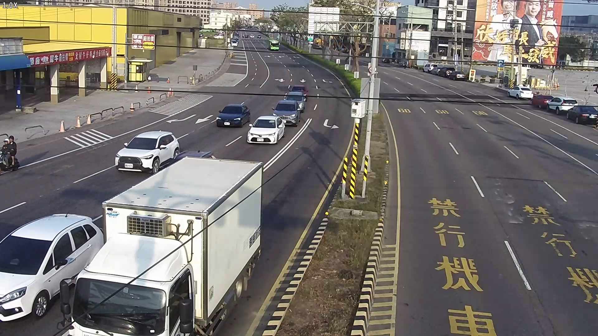 中山路/高鐵東路(右側車流往大肚)