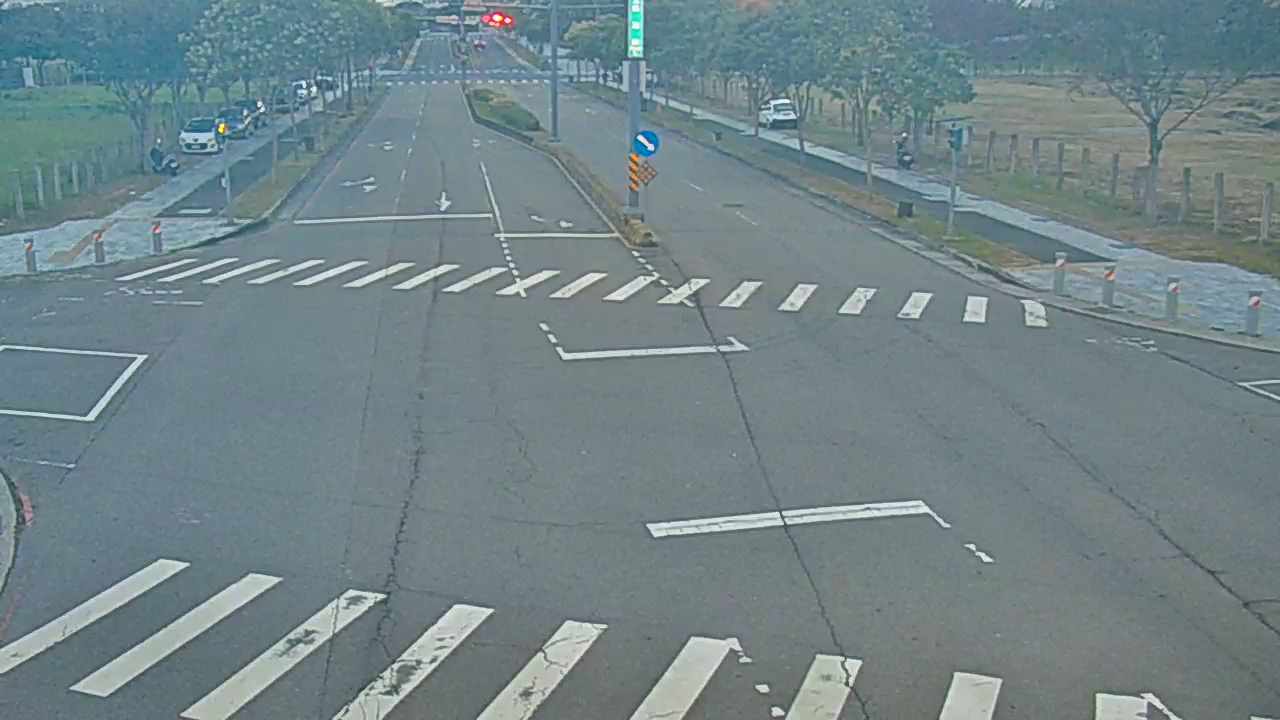 台中市道路 [07226]凱旋路/經貿五路(車流往敦化路)Kaixuan Rd./Jingmao 5th Rd.((Right side Traffic flow to Dunhua Rd.) 距離671公尺