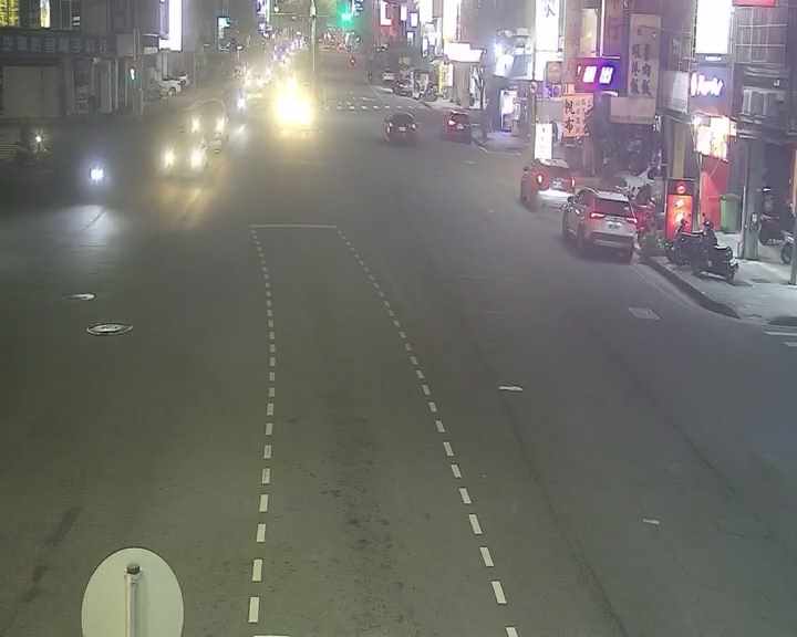 台中市北屯區中清路/經貿七路(右側車流往大雅交流道)