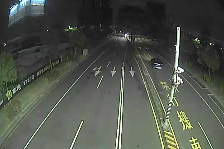 台中市北屯區松竹路/環中路(右側車流往崇德路)