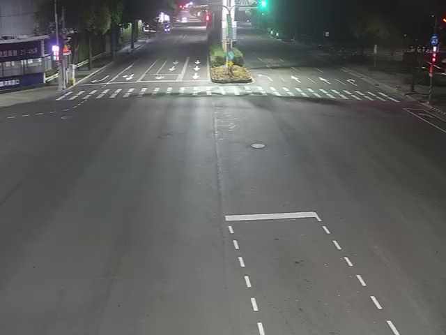 惠中路/市政北七路(右側車流往臺灣大道)