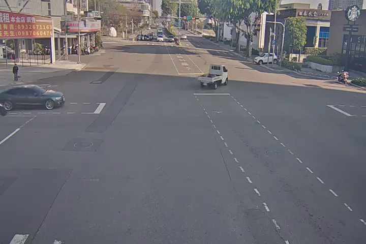 崇德路/崇德十路(右側車流往環中路)